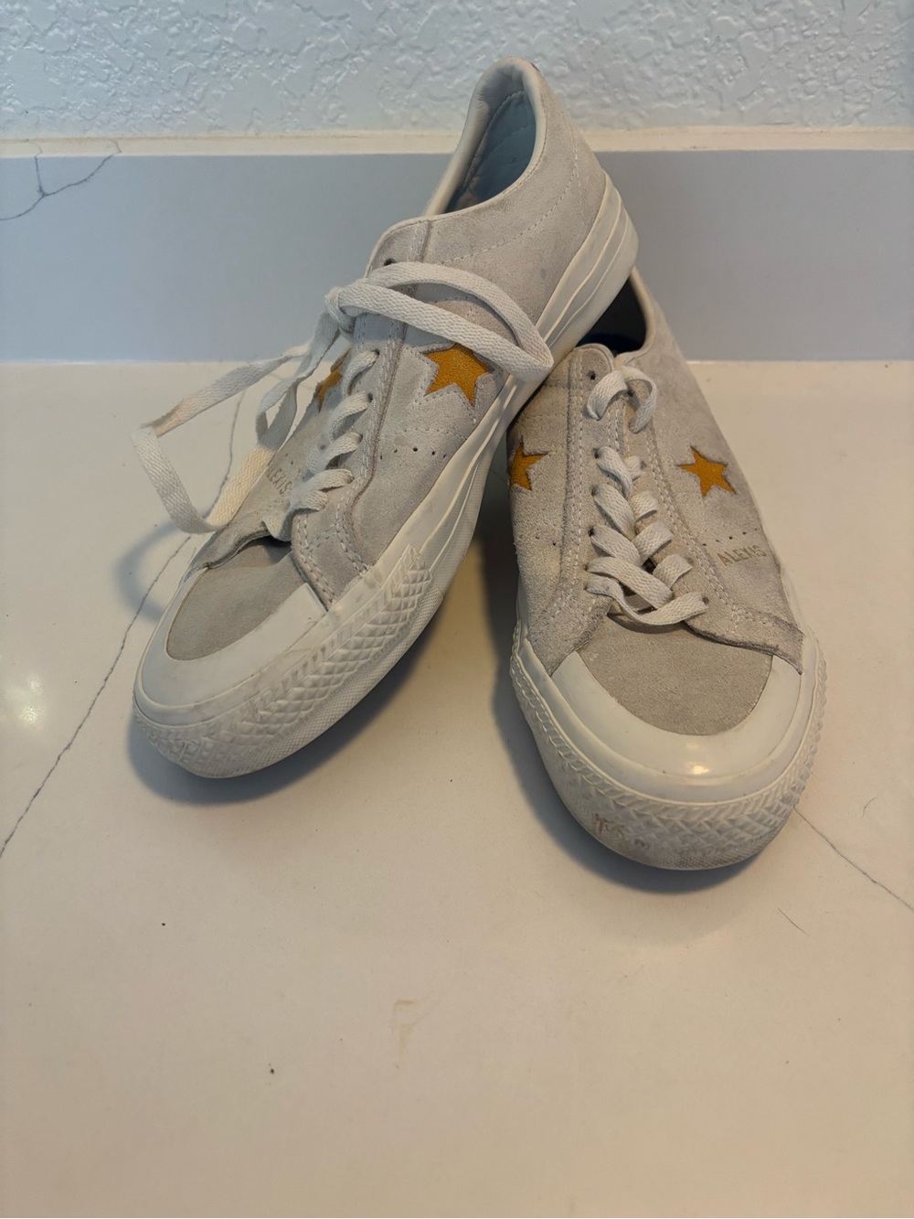 Converse One Star Pro White Yellow Suede Men Low Top Skateboarding Sneakers W9.5